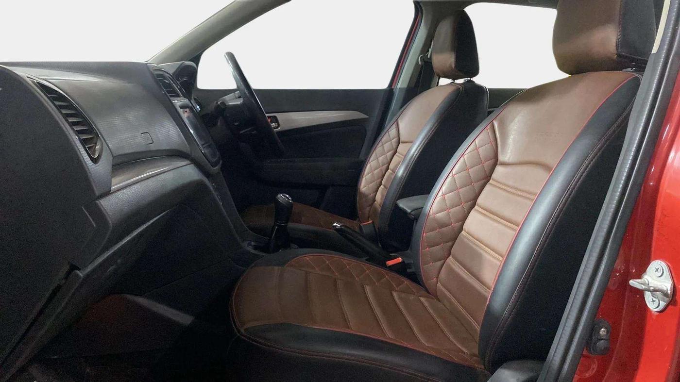 2016 Maruti Vitara Brezza ZDI PLUS DUAL TONE, Diesel, Manual, 79,723 km, Right Side Front Door Cabin