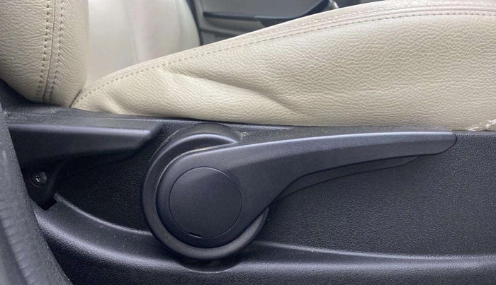 2017 Tata Tiago XZA PETROL, Petrol, Automatic, 25,956 km, Driver Side Adjustment Panel
