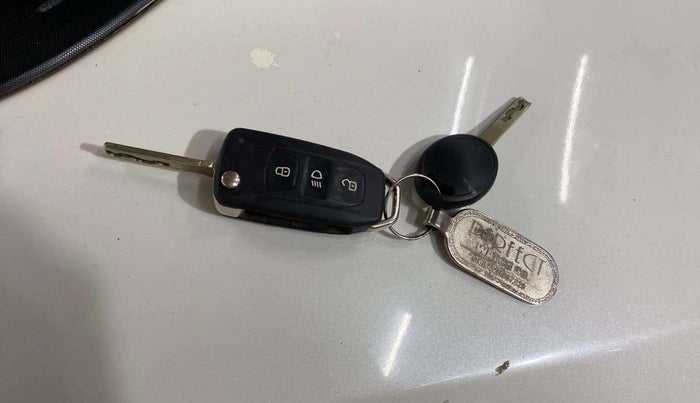 2019 Tata Tiago XZA PETROL, Petrol, Automatic, 21,414 km, Key Close Up