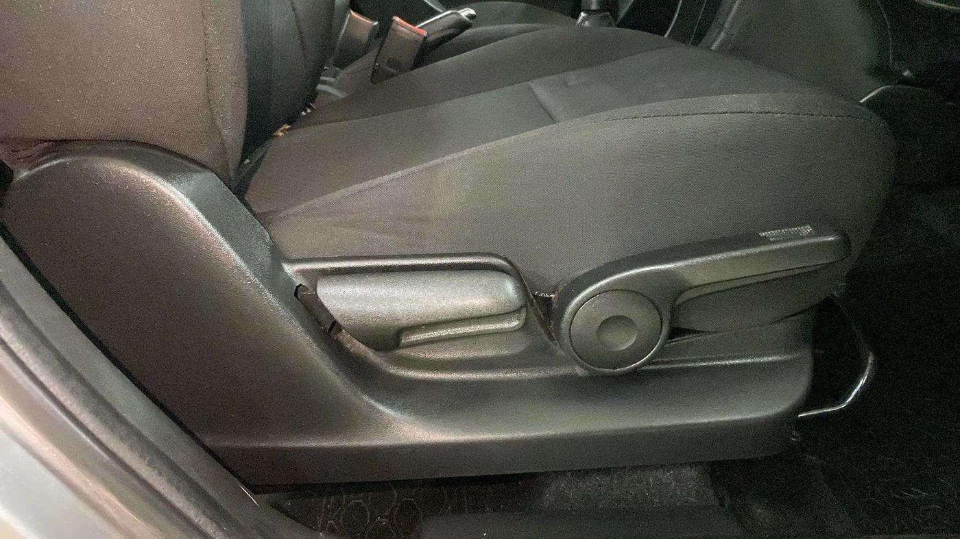 2016 Maruti Swift ZXI, Petrol, Manual, 29,471 km, Driver Side Adjustment Panel