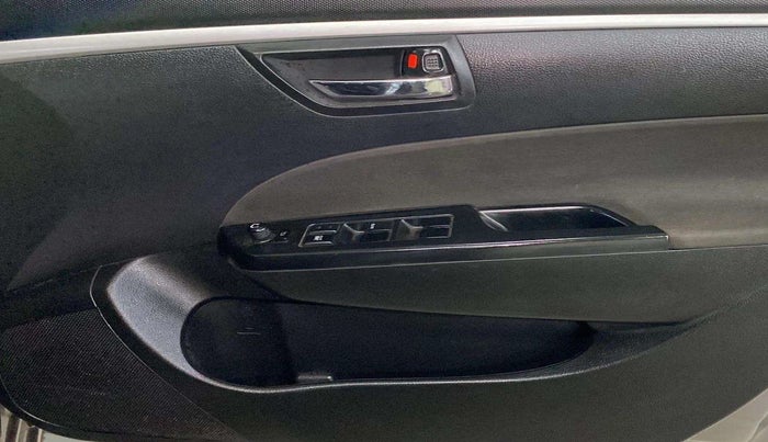 2016 Maruti Swift ZXI, Petrol, Manual, 29,471 km, Driver Side Door Panels Control