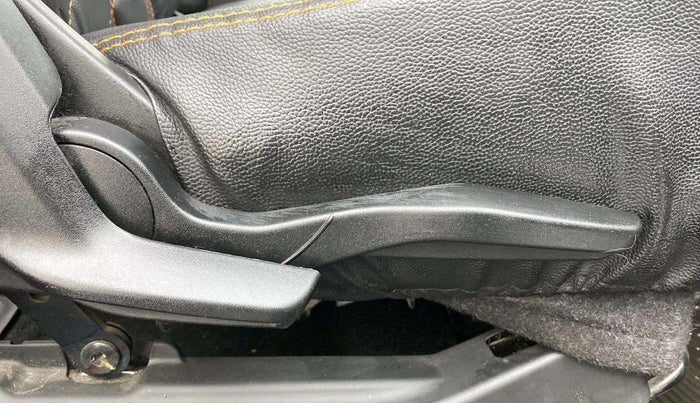 2018 Maruti Swift VXI, Petrol, Manual, 69,825 km, Driver Side Adjustment Panel