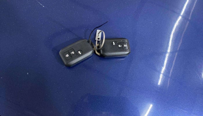 2017 Maruti Dzire ZXI PLUS AMT, Petrol, Automatic, 86,524 km, Key Close Up