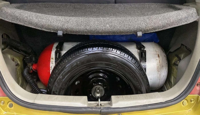 2015 Maruti Celerio VXI CNG, CNG, Manual, 81,329 km, Boot Inside