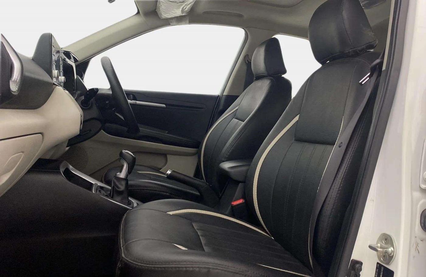 2021 KIA SONET HTX 1.5, Diesel, Manual, 47,526 km, Right Side Front Door Cabin