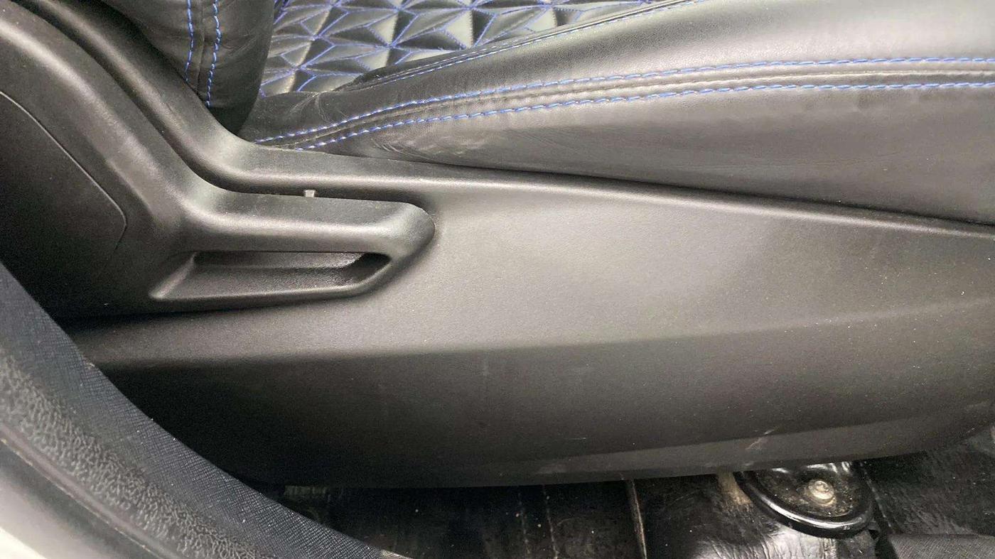 2021 Tata NEXON XE PETROL, Petrol, Manual, 11,487 km, Driver Side Adjustment Panel