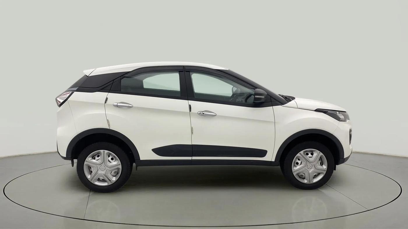2021 Tata NEXON XE PETROL, Petrol, Manual, 11,487 km, Right Side View