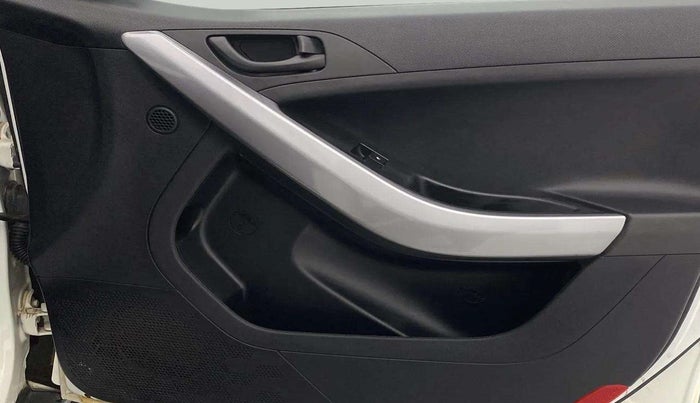 2021 Tata NEXON XE PETROL, Petrol, Manual, 11,487 km, Driver Side Door Panels Control