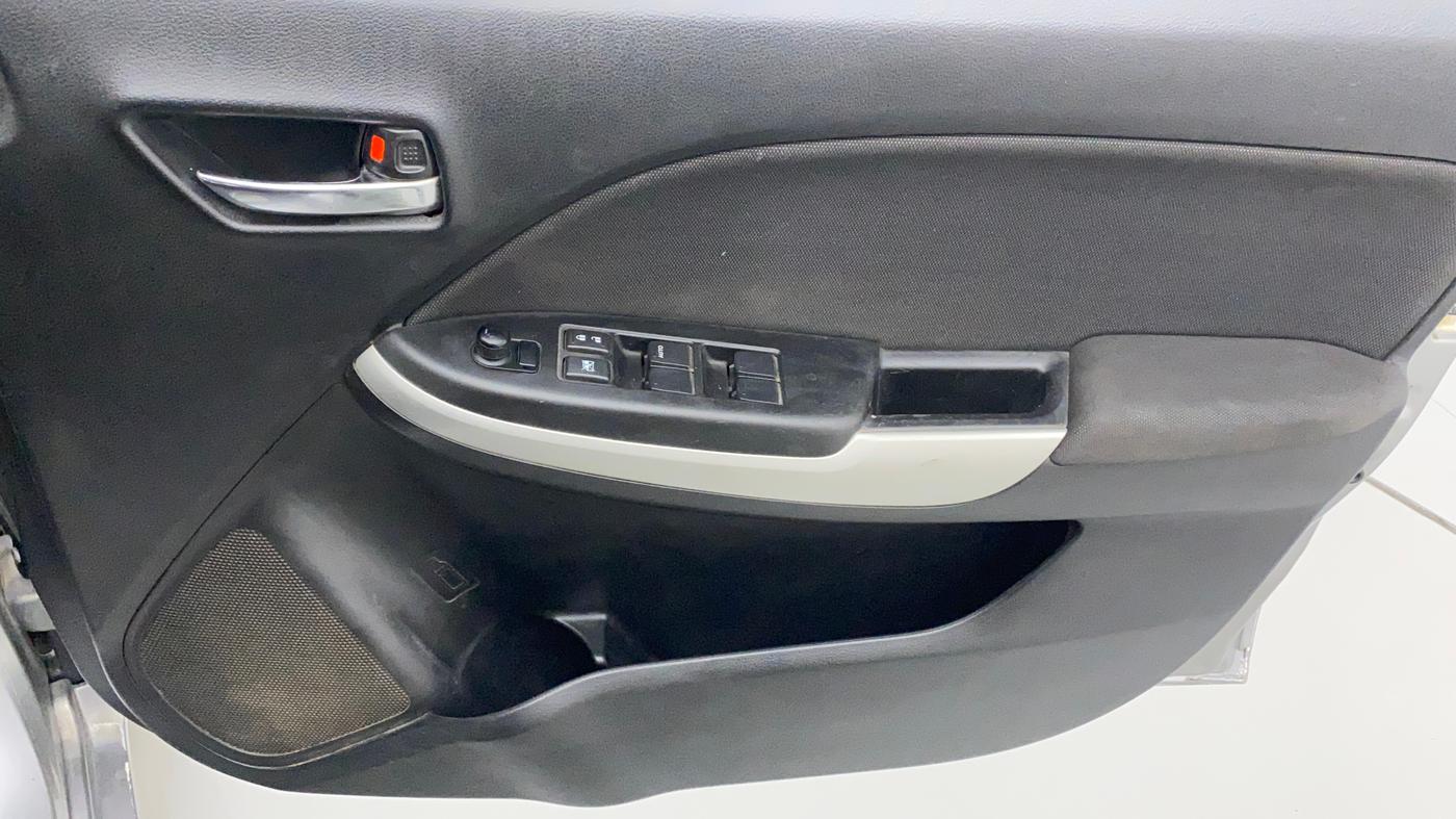 2017 Maruti Baleno DELTA PETROL 1.2, Petrol, Manual, 88,281 km, Driver Side Door Panels Control