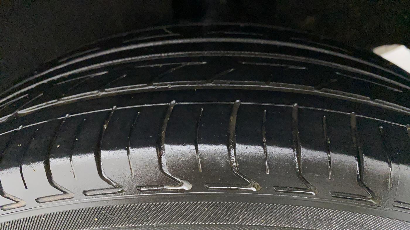 2017 Maruti Baleno DELTA PETROL 1.2, Petrol, Manual, 88,281 km, Left Rear Tyre Tread