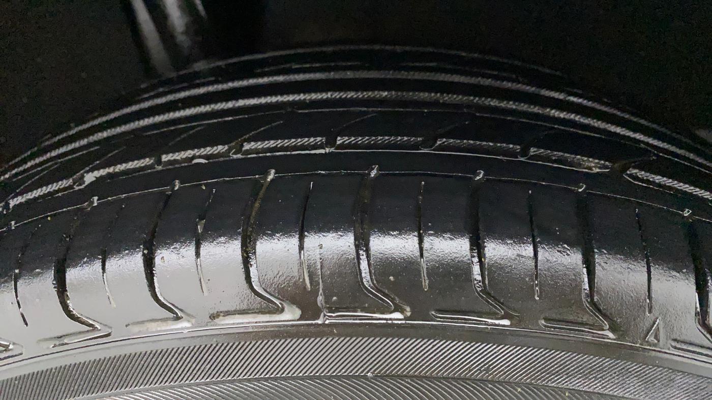 2017 Maruti Baleno DELTA PETROL 1.2, Petrol, Manual, 88,281 km, Right Rear Tyre Tread