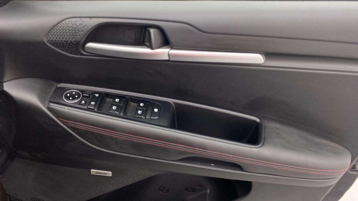 2021 KIA SONET GTX PLUS 1.0 DCT, Petrol, Automatic, 15,828 km, Driver Side Door Panels Control