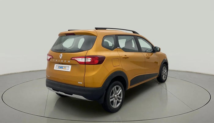 2019 Renault TRIBER RXZ, Petrol, Manual, 26,949 km, Right Back Diagonal