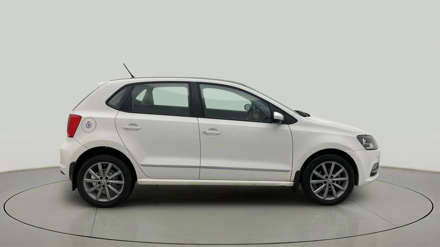 2019 Volkswagen Polo HIGHLINE PLUS 1.5 16 ALLOY, Diesel, Manual, 84,161 km, Right Side View