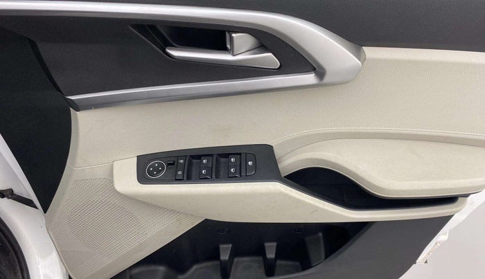 2022 KIA CARENS PRESTIGE 1.5 PETROL 7 STR, Petrol, Manual, 21,928 km, Driver Side Door Panels Control