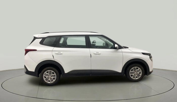 2022 KIA CARENS PRESTIGE 1.5 PETROL 7 STR, Petrol, Manual, 21,928 km, Right Side View