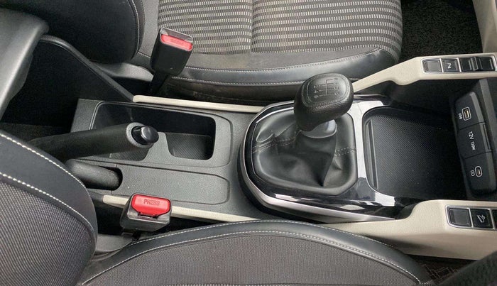 2022 KIA CARENS PRESTIGE 1.5 PETROL 7 STR, Petrol, Manual, 21,928 km, Gear Lever