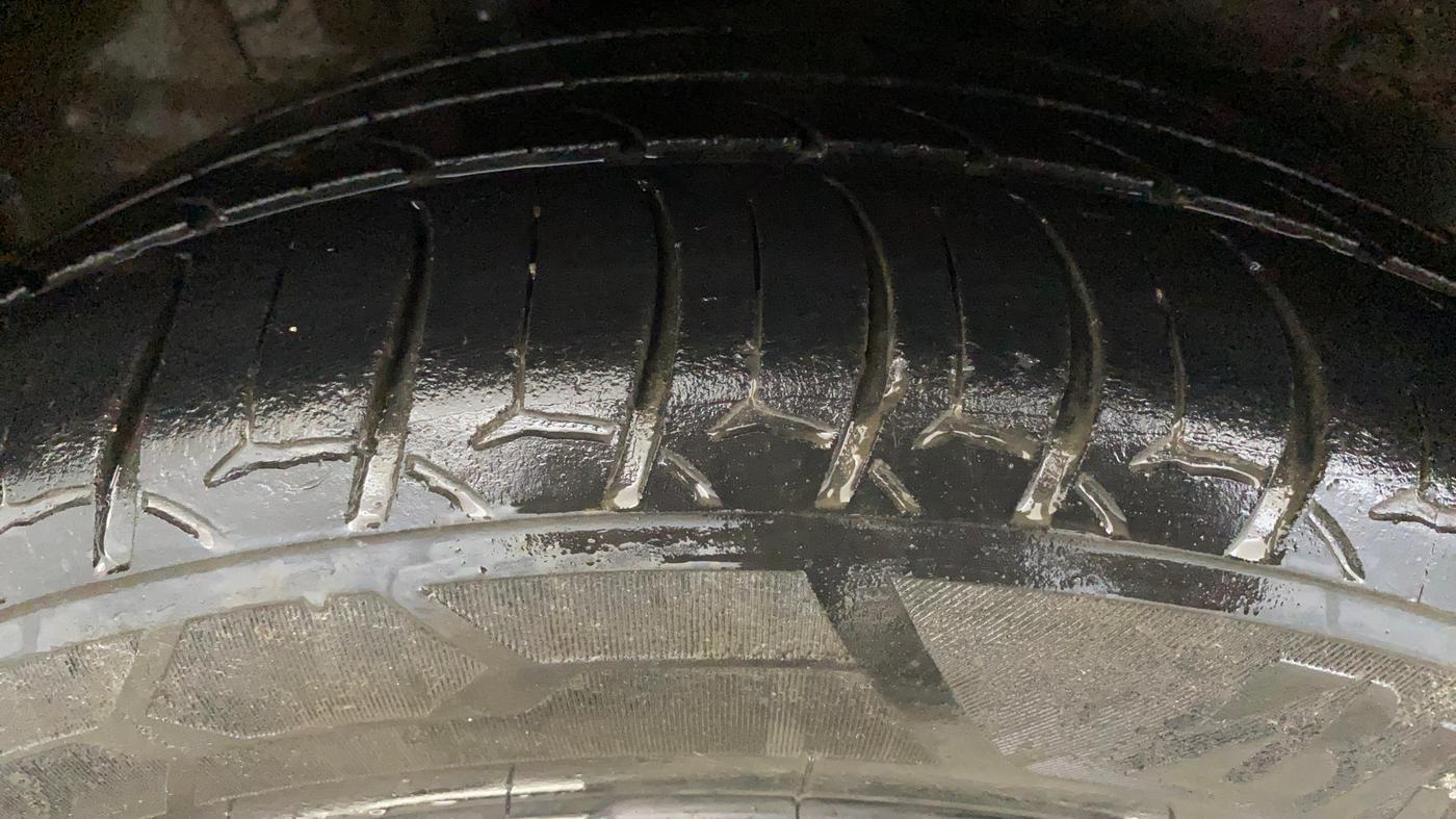 2018 Honda City 1.5L I-VTEC VX CVT, Petrol, Automatic, 1,17,590 km, Right Rear Tyre Tread