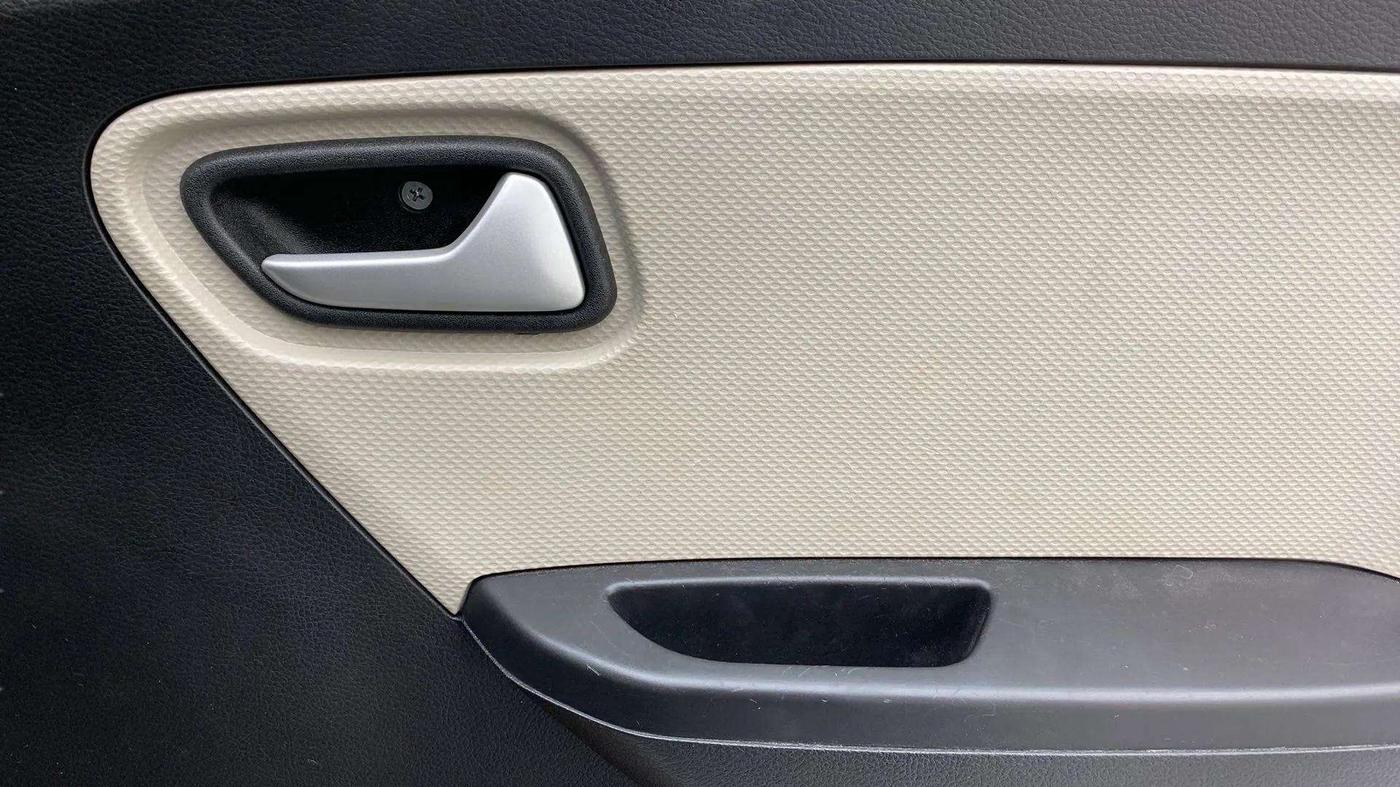 2023 Maruti Alto K10 VXI, Petrol, Manual, 6,252 km, Driver Side Door Panels Control