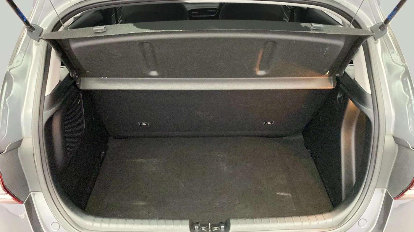 2023 Hyundai NEW I20 ASTA 1.2 MT, Petrol, Manual, 42,894 km, Boot Inside