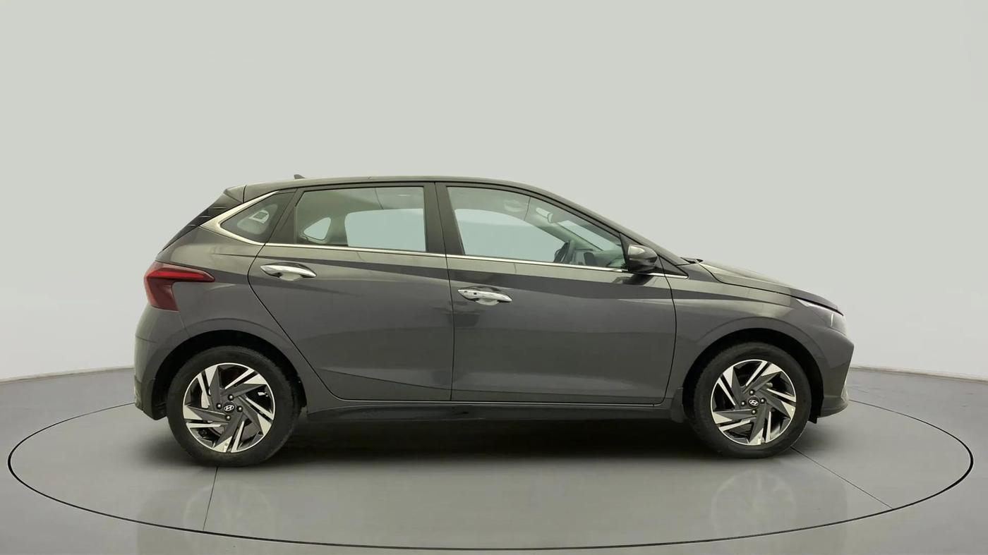 2023 Hyundai NEW I20 ASTA 1.2 MT, Petrol, Manual, 42,894 km, Right Side View