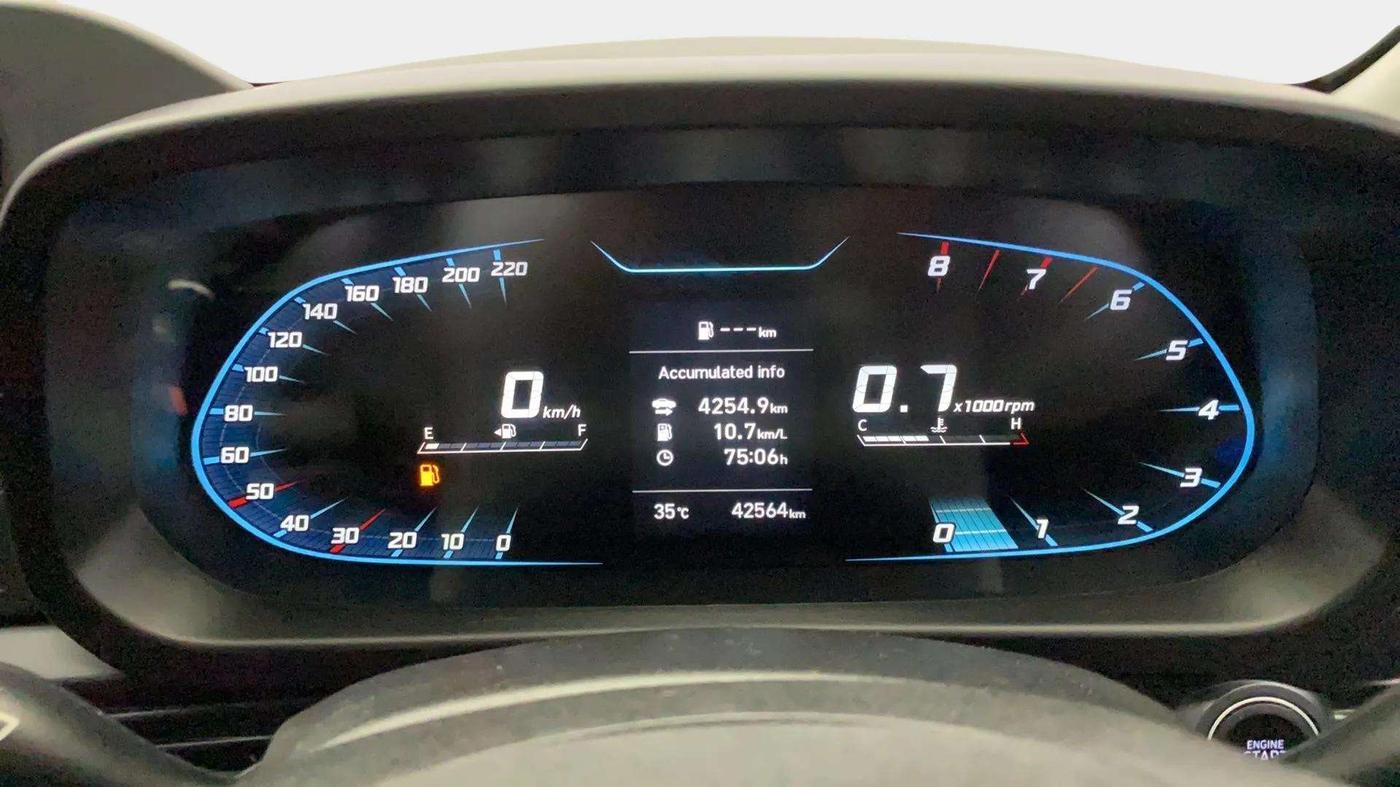 2023 Hyundai NEW I20 ASTA 1.2 MT, Petrol, Manual, 42,894 km, Odometer Image