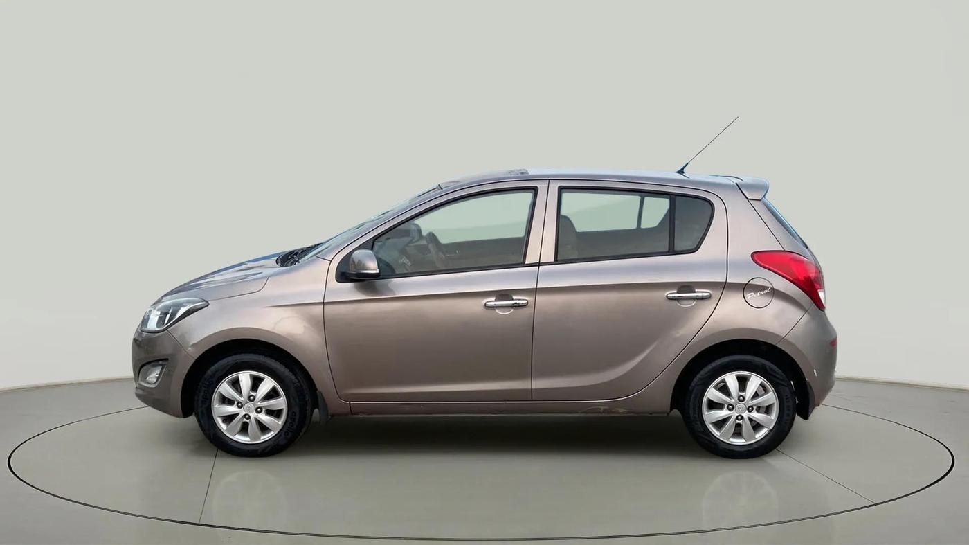2013 Hyundai i20 ASTA 1.2, Petrol, Manual, 79,439 km, Left Side