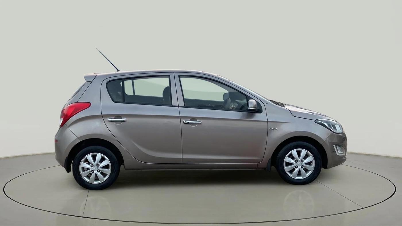 2013 Hyundai i20 ASTA 1.2, Petrol, Manual, 79,439 km, Right Side View