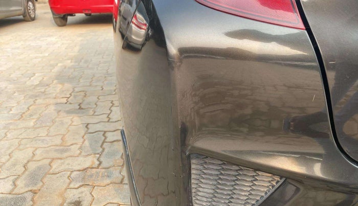 2017 Honda Jazz 1.2L I-VTEC V, Petrol, Manual, 1,00,051 km, Rear bumper - Minor scratches