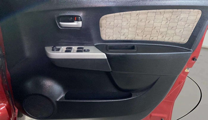 2013 Maruti Wagon R 1.0 VXI, Petrol, Manual, 10,308 km, Driver Side Door Panels Control