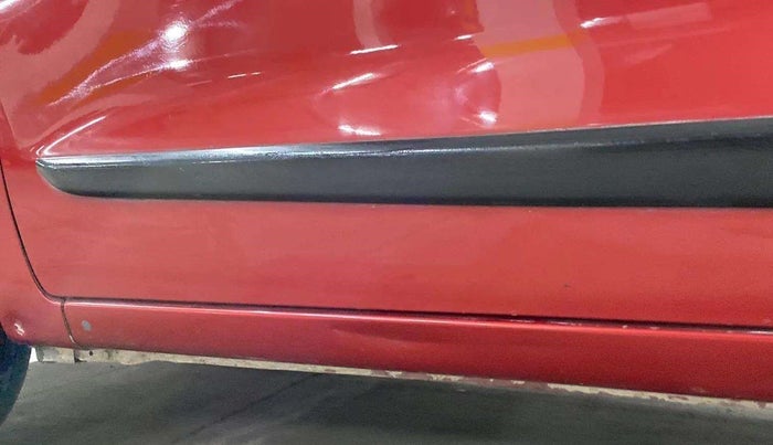 2013 Maruti Wagon R 1.0 VXI, Petrol, Manual, 10,308 km, Left running board - Slightly dented
