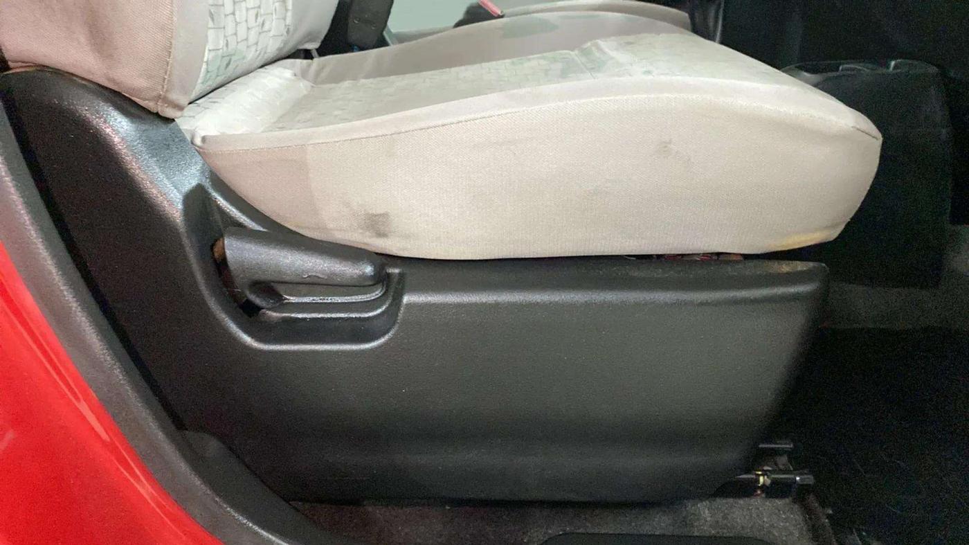 2013 Maruti Wagon R 1.0 VXI, Petrol, Manual, 10,308 km, Driver Side Adjustment Panel