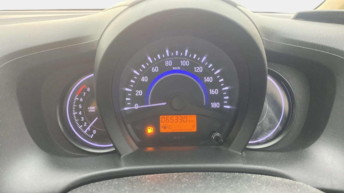 2015 Honda Amaze 1.2L I-VTEC VX, Petrol, Manual, 65,383 km, Odometer Image