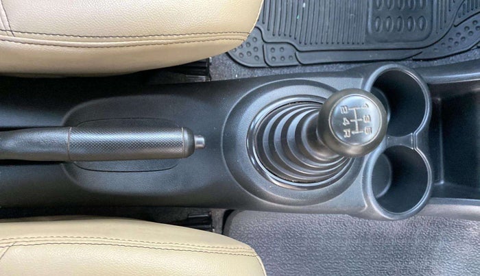 2013 Honda Brio EX MT, Petrol, Manual, 32,595 km, Gear Lever