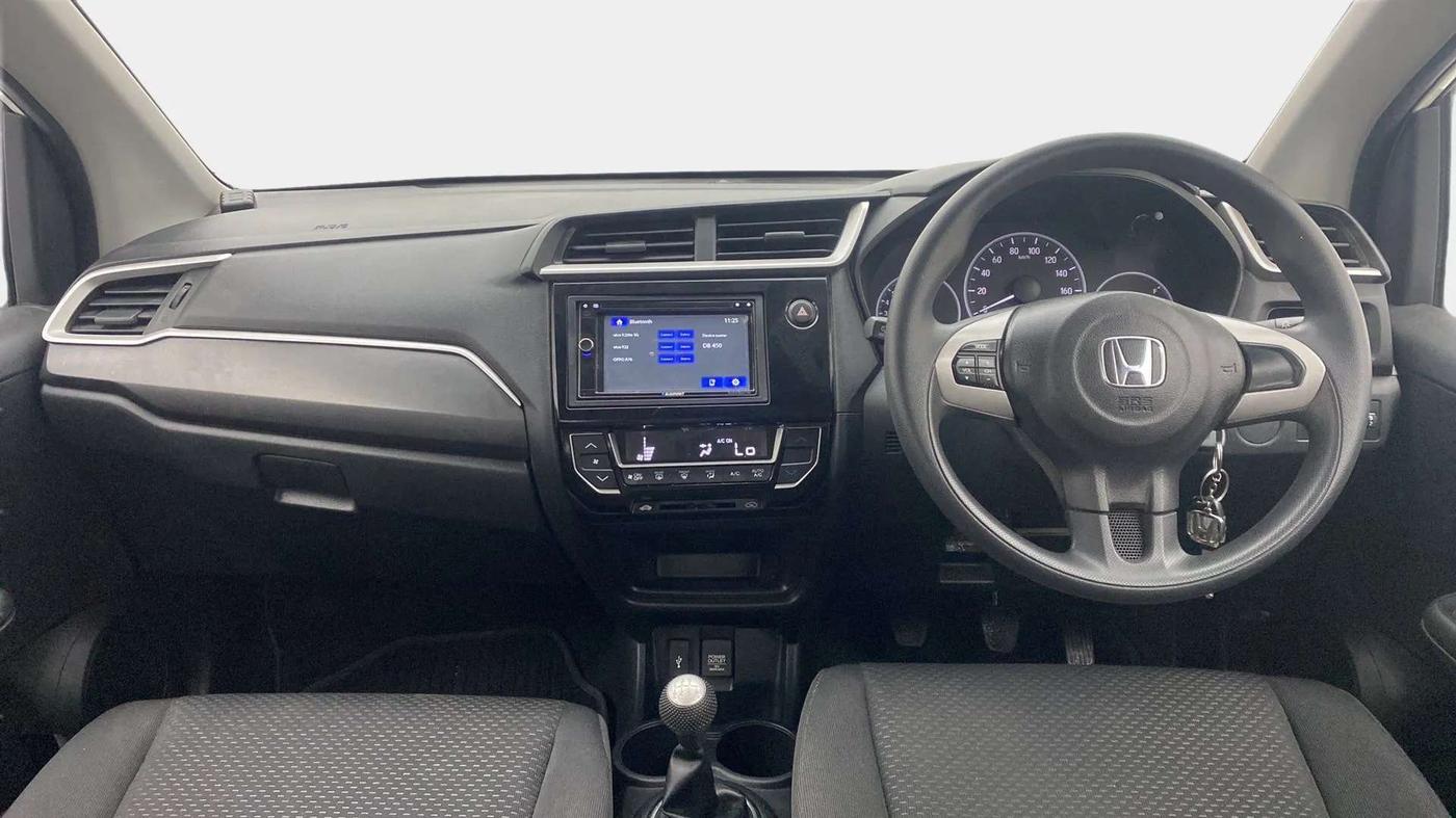 2017 Honda BR-V 1.5L I-VTEC S, Petrol, Manual, 19,004 km, Dashboard