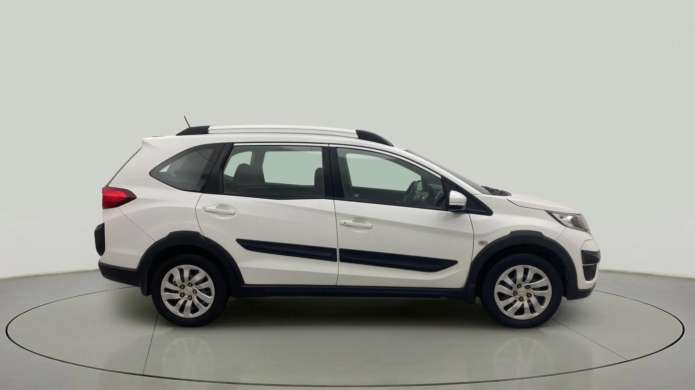 2017 Honda BR-V 1.5L I-VTEC S, Petrol, Manual, 19,004 km, Right Side View
