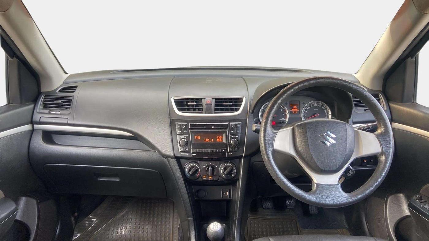 2016 Maruti Swift VXI, Petrol, Manual, 43,669 km, Dashboard