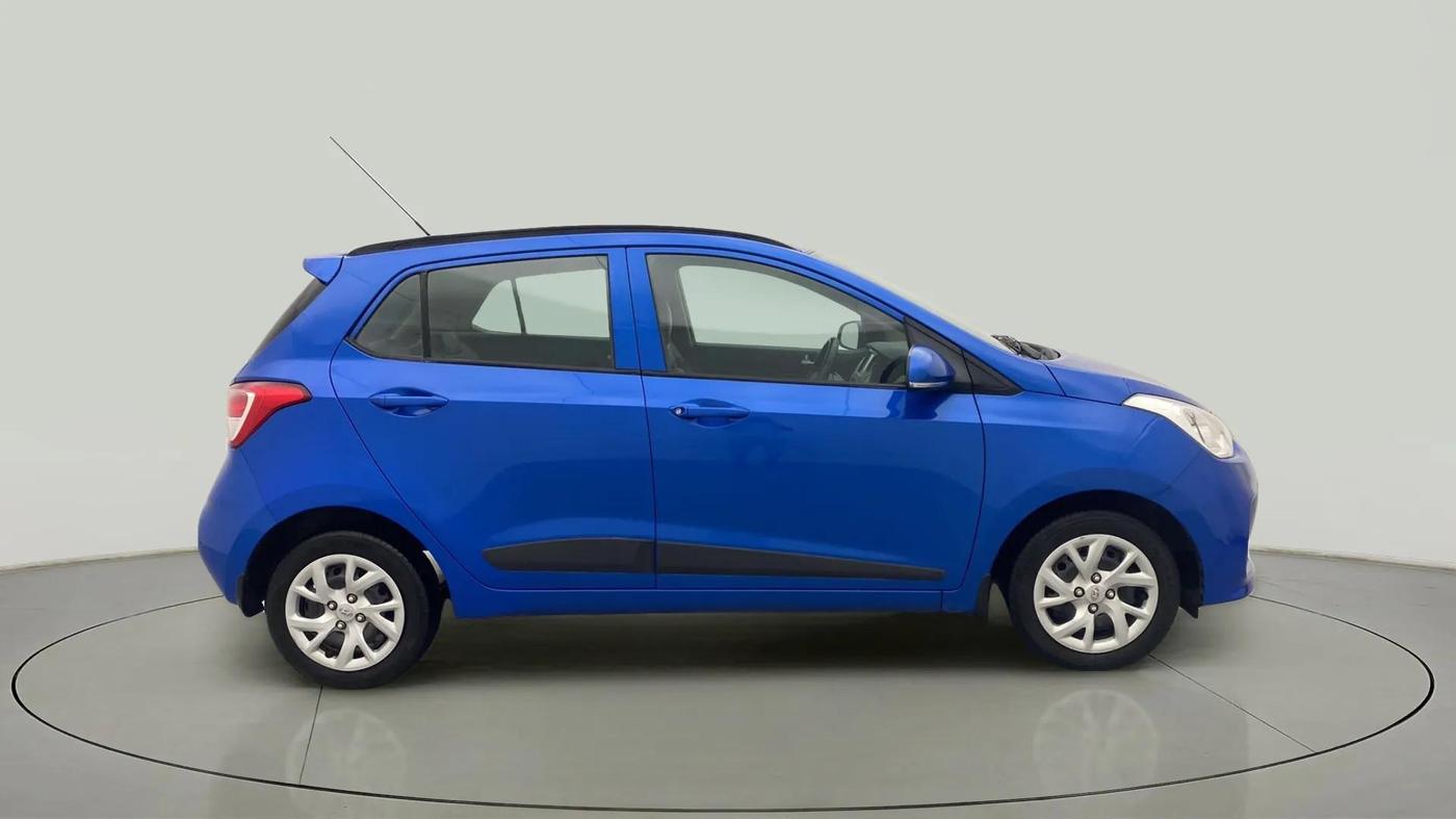 2019 Hyundai Grand i10 SPORTZ 1.2 KAPPA VTVT, Petrol, Manual, 35,727 km, Right Side View