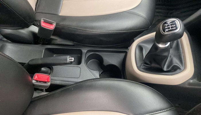 2019 Hyundai Grand i10 SPORTZ 1.2 KAPPA VTVT, Petrol, Manual, 35,727 km, Gear Lever