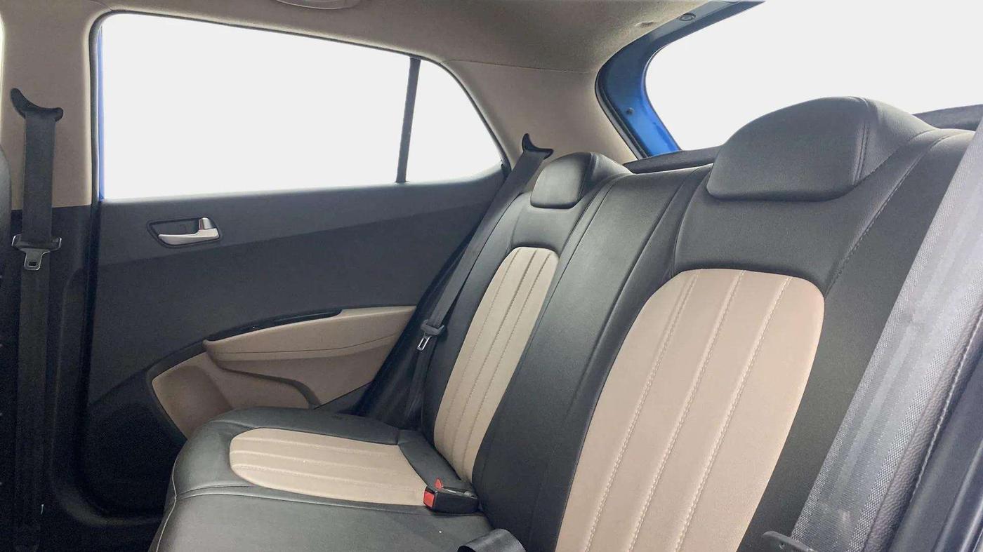2019 Hyundai Grand i10 SPORTZ 1.2 KAPPA VTVT, Petrol, Manual, 35,727 km, Right Side Rear Door Cabin