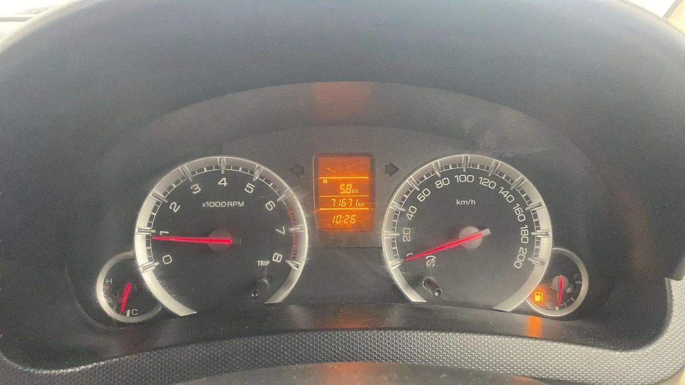 2014 Maruti Swift Dzire VXI, Petrol, Manual, 71,757 km, Odometer Image