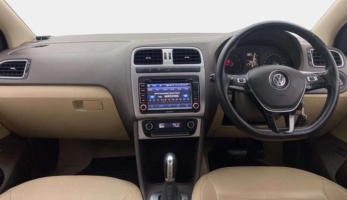 2015 Volkswagen Vento HIGHLINE PETROL AT, Petrol, Automatic, 42,180 km, Dashboard
