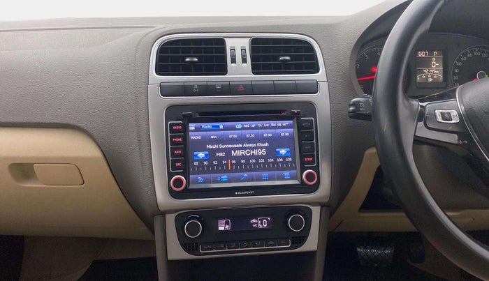 2015 Volkswagen Vento HIGHLINE PETROL AT, Petrol, Automatic, 42,180 km, Air Conditioner