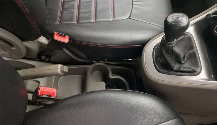 2013 Hyundai i10 ERA 1.1, Petrol, Manual, 40,072 km, Gear Lever