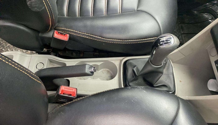 2018 Tata Tiago XZ PETROL, Petrol, Manual, 50,472 km, Gear Lever