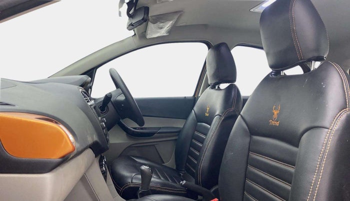 2018 Tata Tiago XZ PETROL, Petrol, Manual, 50,472 km, Right Side Front Door Cabin
