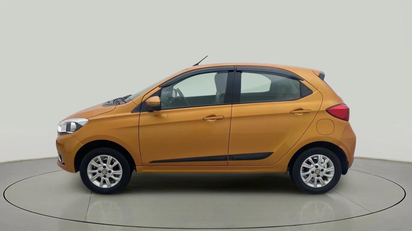 2018 Tata Tiago XZ PETROL, Petrol, Manual, 50,472 km, Left Side