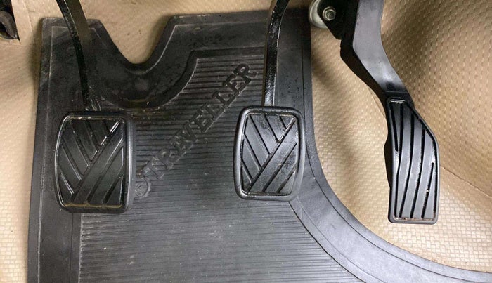 2017 Maruti Ertiga VDI SHVS, Diesel, Manual, 55,805 km, Pedals