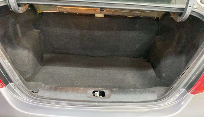 2014 Maruti Swift Dzire ZXI, Petrol, Manual, 37,126 km, Boot Inside