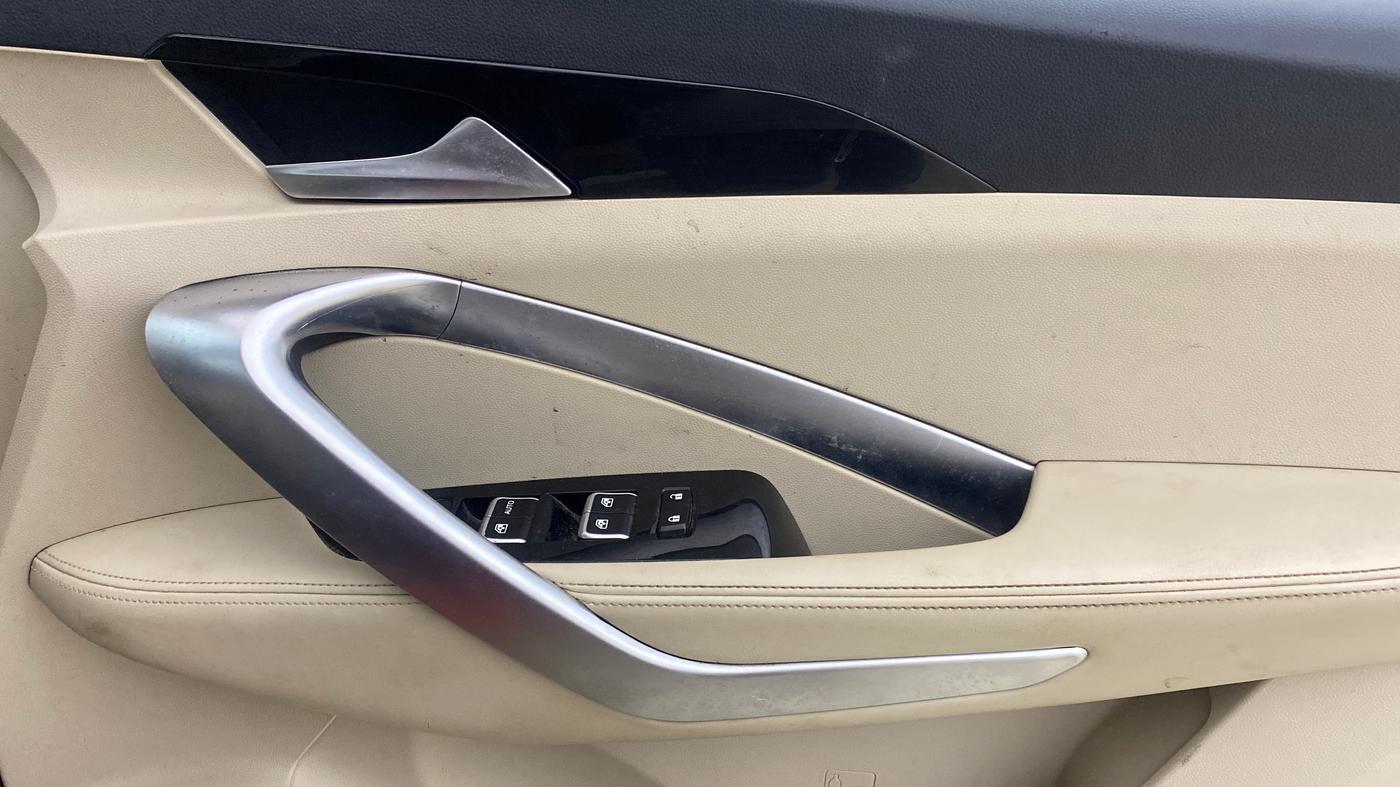 2021 MG HECTOR SMART 2.0 DIESEL, Diesel, Manual, 19,920 km, Driver Side Door Panels Control